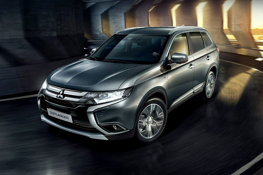 Видеообзоры и видео тест-драйва Mitsubishi Outlander GT