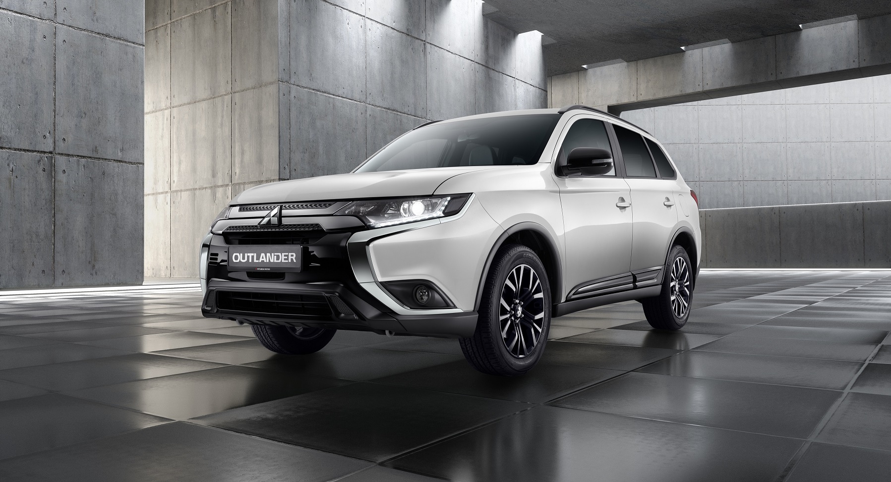 В августе Mitsubishi Outlander попал в десятку самых продаваемых SUV