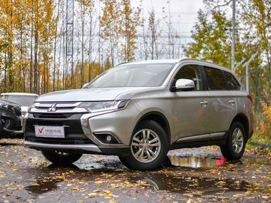 Mitsubishi Outlander undefined