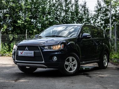 Mitsubishi Outlander undefined