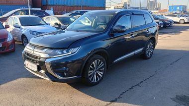 Mitsubishi Outlander 67e42b9b3ca8eae81240fb34