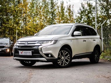 Mitsubishi Outlander undefined