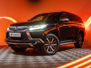 Mitsubishi Pajero Sport undefined