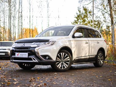 Mitsubishi Outlander undefined