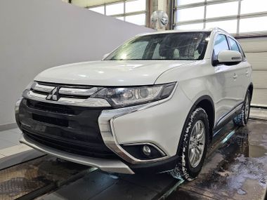 Mitsubishi Outlander 6569ee07056a99e498de74b6