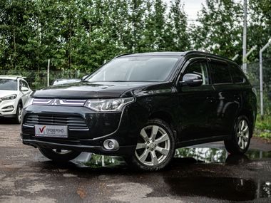 Mitsubishi Outlander undefined