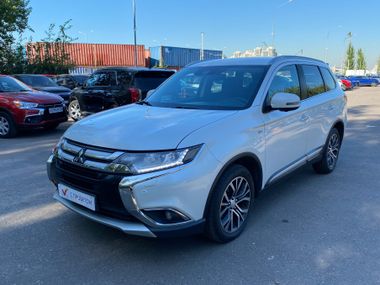 Mitsubishi Outlander undefined