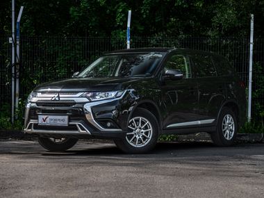 Mitsubishi Outlander 684bd39ef602ab0c0b707b61
