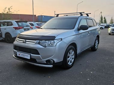 Mitsubishi Outlander 66ec4389a845013c9bc6cfb8