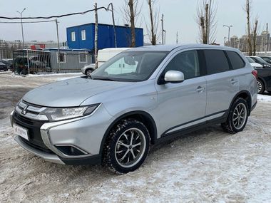 Mitsubishi Outlander 67e42b9b3ca8eae81240fb40
