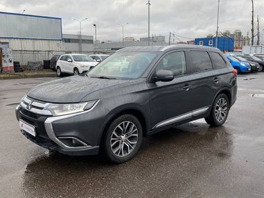 Mitsubishi Outlander 67e42b9b3ca8eae81240fb2f