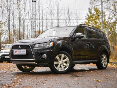 Mitsubishi Outlander undefined