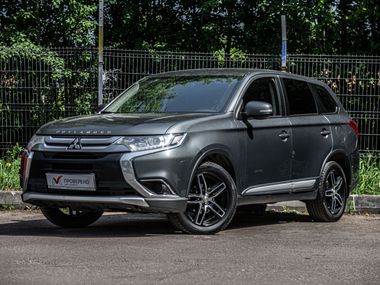 Mitsubishi Outlander 68417fe0f602ab0c0b6e859b