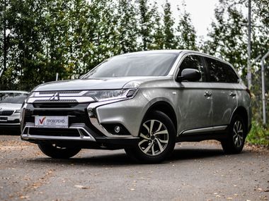 Mitsubishi Outlander undefined
