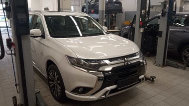 Mitsubishi Outlander 67179b0f8d2eade6cad44115