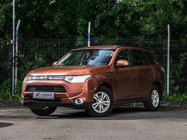 Mitsubishi Outlander undefined