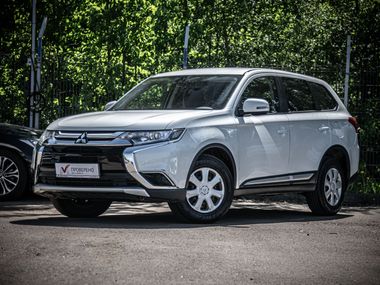 Mitsubishi Outlander 68417fe0f602ab0c0b6e859c