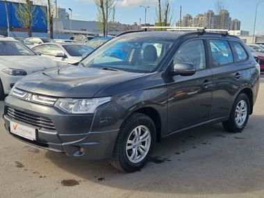 Mitsubishi Outlander undefined