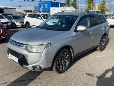 Mitsubishi Outlander 6717b863cfabcd195f2b0e5b